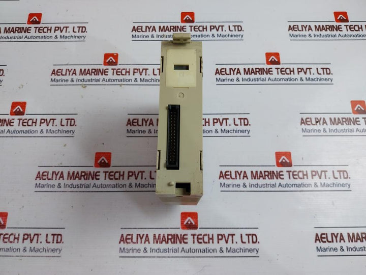 Omron C200H-ia122 Plc I/O Module 50/60Hz 120Va Oc225, C200He-cpu32, C200Hw-pa204