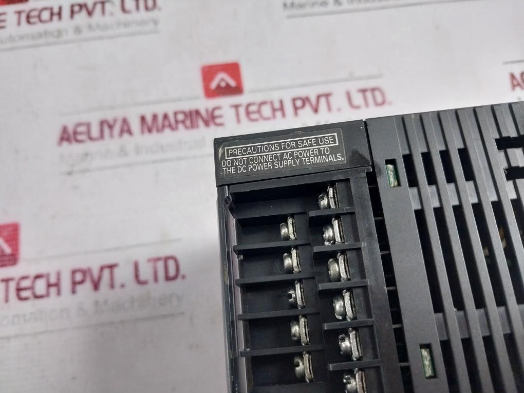 Omron Corporation Cp1E-e10Dt1-d Programmable Logic Controller 24V Dc 9W