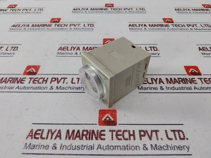 Lot of 4X Omron Corporation H3CR-A Timer Relay 100-240VAC/DC