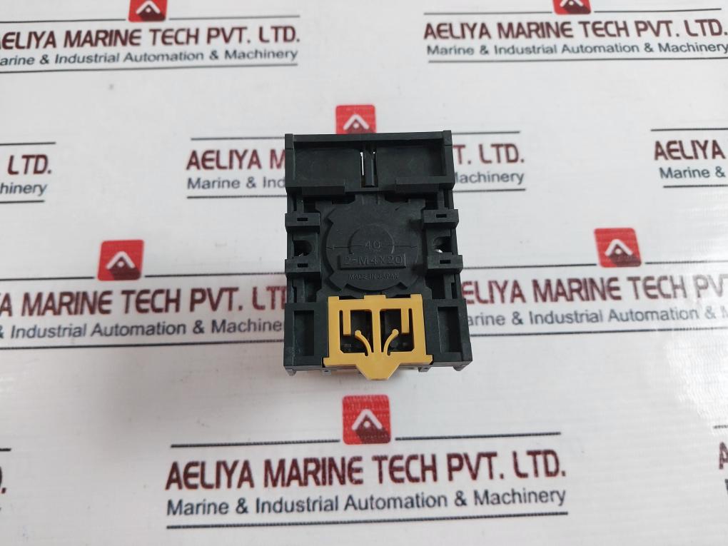 Omron Corporation H3CR Timer Relay 50/60HZ 5A 250VAC