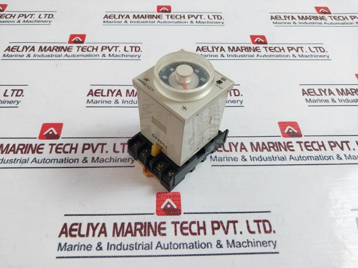 Omron Corporation H3CR Timer Relay 50/60HZ 5A 250VAC