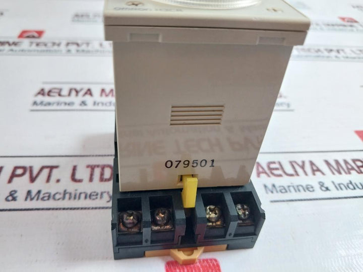 Omron Corporation H3CR Timer Relay 50/60HZ 5A 250VAC
