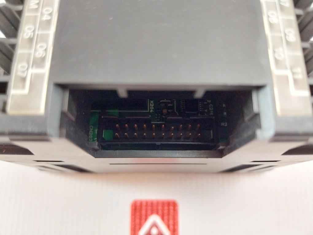Omron Cp1E-n40Dr-a Programmable Controller 100-240V Ac,50/60Hz