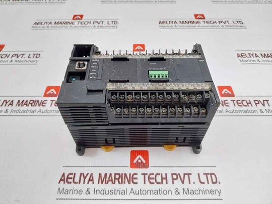 Omron Cp1L-m40Dr-a Programmable Logic Controller 24V Dc 7.5Ma (Not Working)