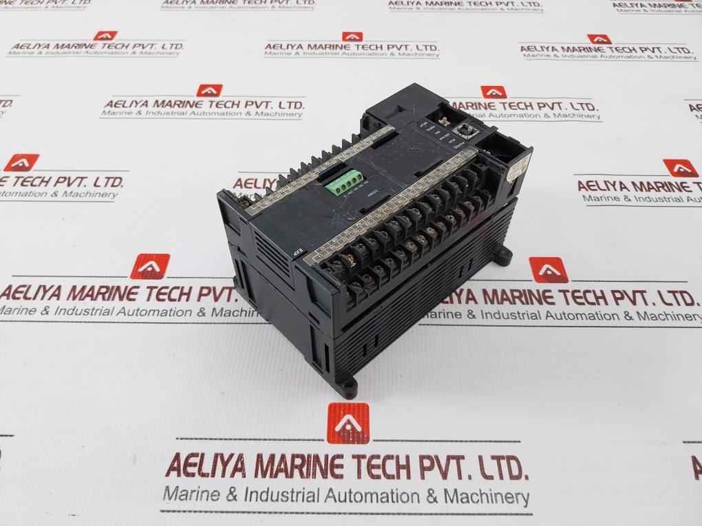 Omron Cp1L-m40Dr-a Programmable Logic Controller 24V Dc 7.5Ma (Not Working)