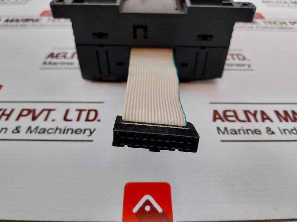 Omron Cp1W-32Et Output Expansion Unit 0.3A/P 0.9A/C 7.2A/U