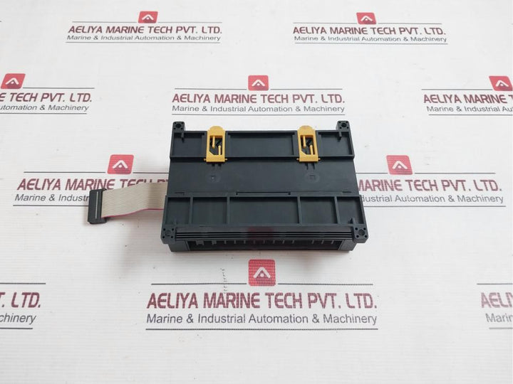 Omron Cp1W-40Edr Programmable Logic Controller Expansion Module 24V Dc 5Ma
