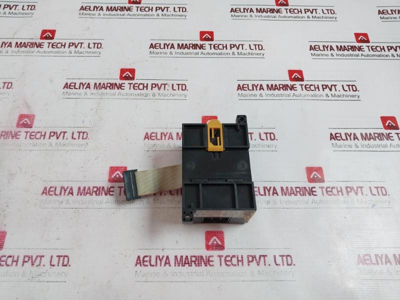 Omron Cp1W-8Er Plc Output Unit Module 24Vdc 250Vac