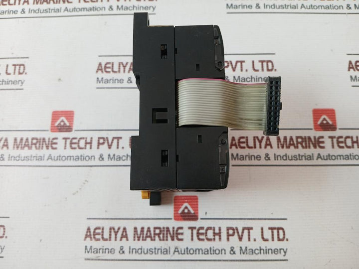 Omron Cp1W-da021 Plc I/O Expansion Unit 1-5V/4-20Ma,0~20Ma Cl.I, Zn.2, Gp Iic