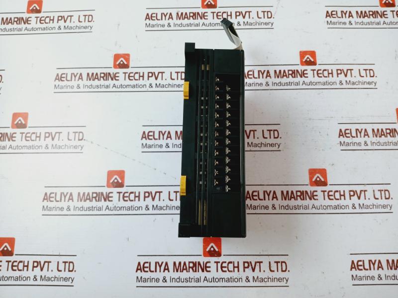 Omron Cp1w-40edr Input Output Expansion Unit 40edr 24vdc Res/250v