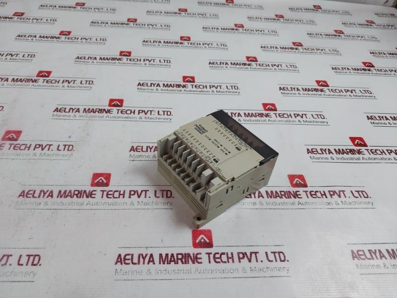 Omron Cpm1A-20Cdr-d Programmable Controller 24Vdc 6W 03701015