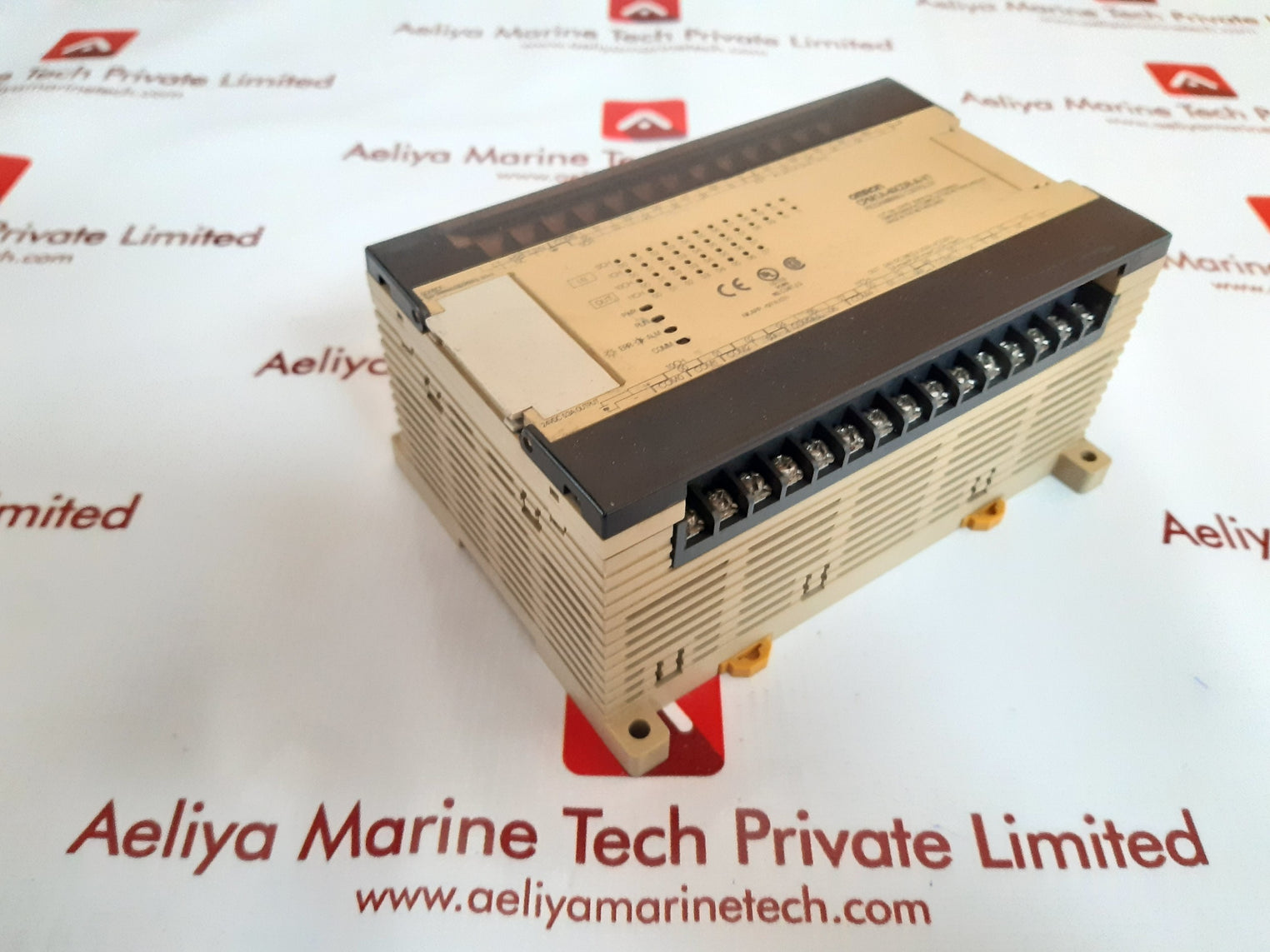 Omron cpm1a-40cdr-a-v1 programmable logic controller 24v dc