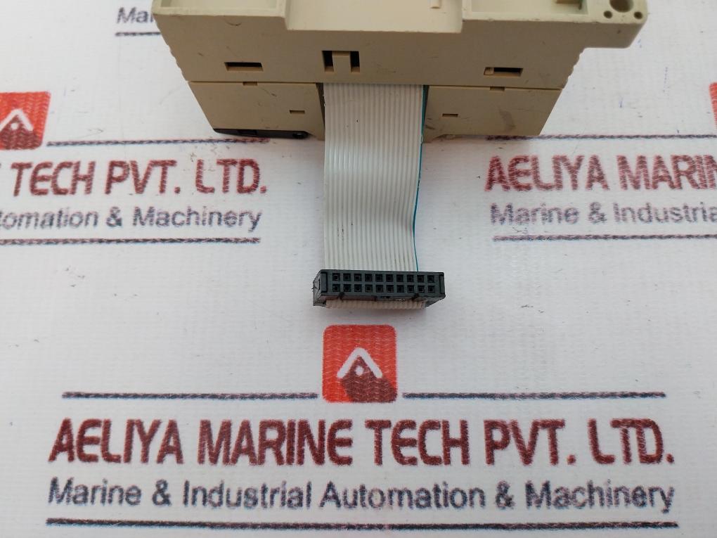 Omron Cpm1a-20edr1 Expansion Input/output Programmable Module 24v (Dc) 5ma