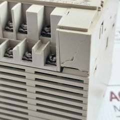 Omron Cpm1a-40cdr-a Programmable Logic Controller 0.3a 100-240vac 50/60hz