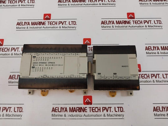 Omron Cpm2a-30cdr-d Sysmac Programmable Controller W/ Mad11 24vdc 20w