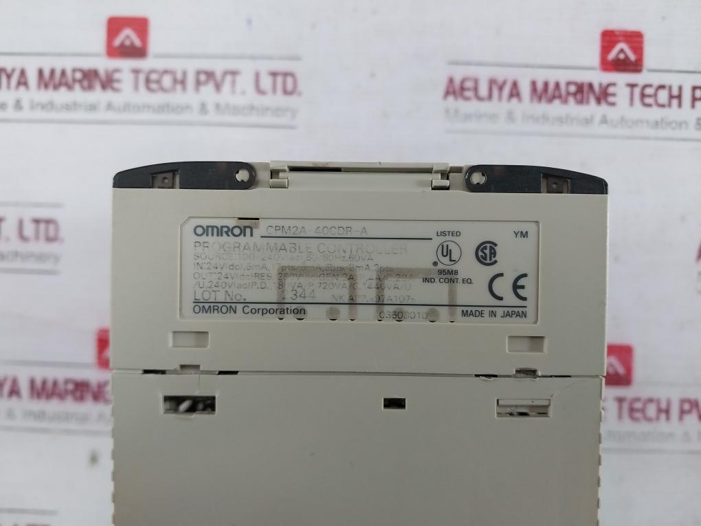 OMRON CPM2A-40CDR-A CPU Unit with I/O point 24VDC 0.3A