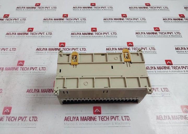 Omron Cpm2Ae-60Cdr-a Programmable Logic Controller 24Vdc 0.3A