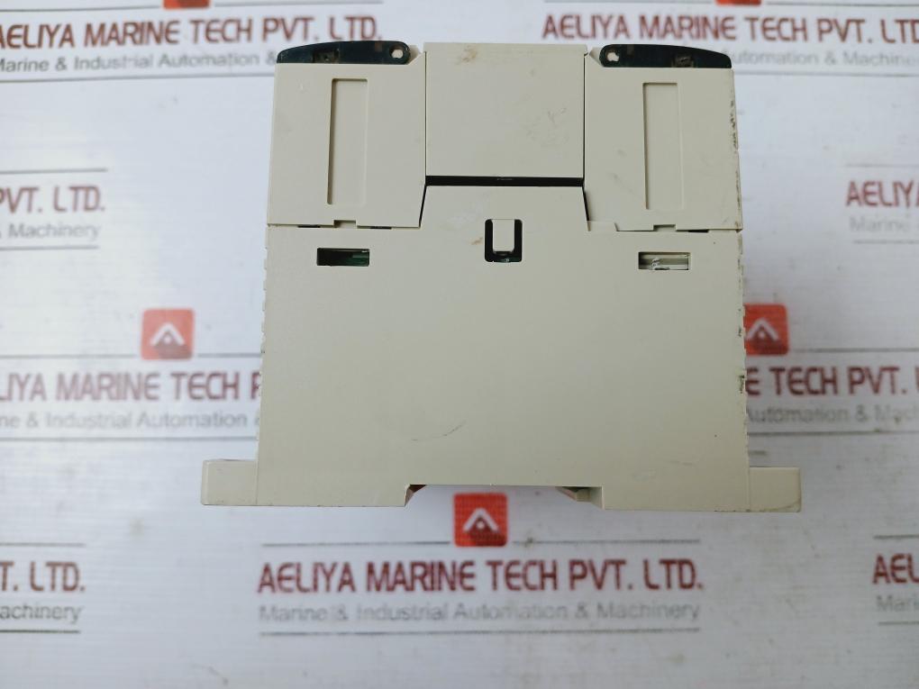 Omron Cpm2Ah-20Cdr-a Programmable Controller Sysmac 100-240Vac