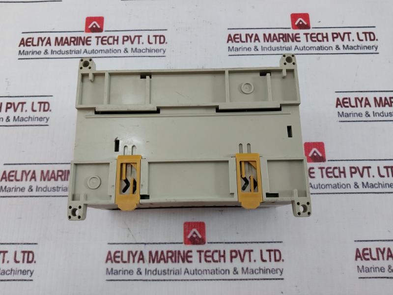 Omron Cpm2Ah-40Cdr-a Programmable Logic Controller 24Vdc 100-240V Ac