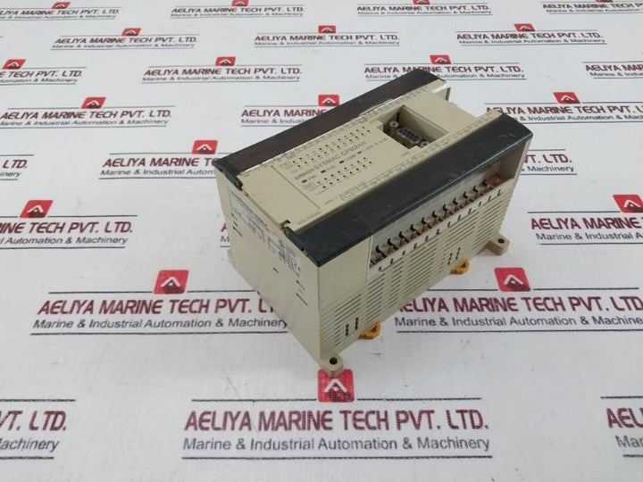 Omron Cpm2Ah-40Cdr-a Programmable Logic Controller 24Vdc 100-240V Ac