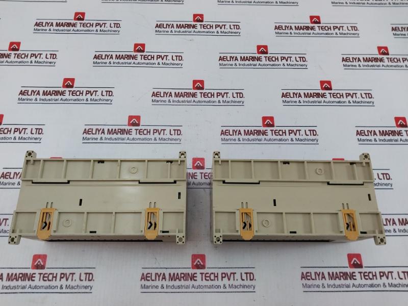 Omron Cpm2Ah-60Cdr-a Sysmac 60-point Programmable Controller 100-240V Ac