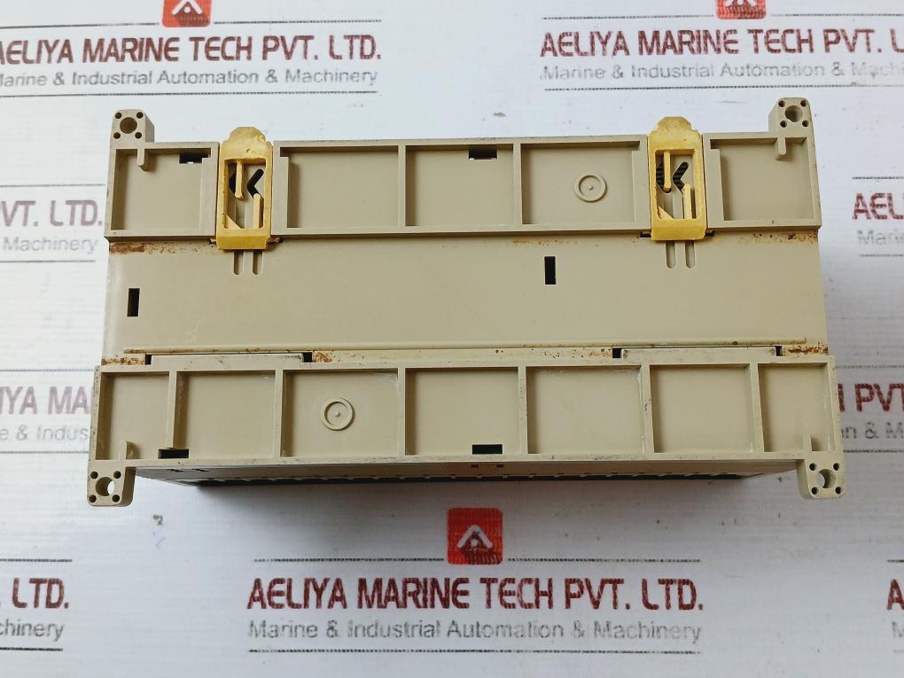 Omron Cpm2Ah-60Cdr-a Sysmac 60-points Programmable Controller 100-240V Ac, T4A