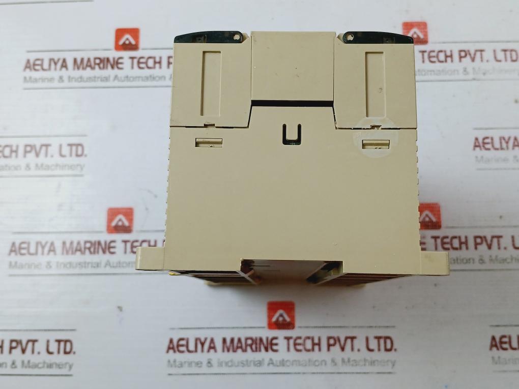 Omron Cpm2Ah-60Cdr-a Sysmac 60-points Programmable Controller 100-240V Ac, T4A