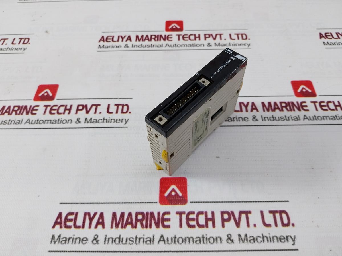 Omron Cpm2C-16Edc Input /Output Module 24V Dc 5Ma 1W