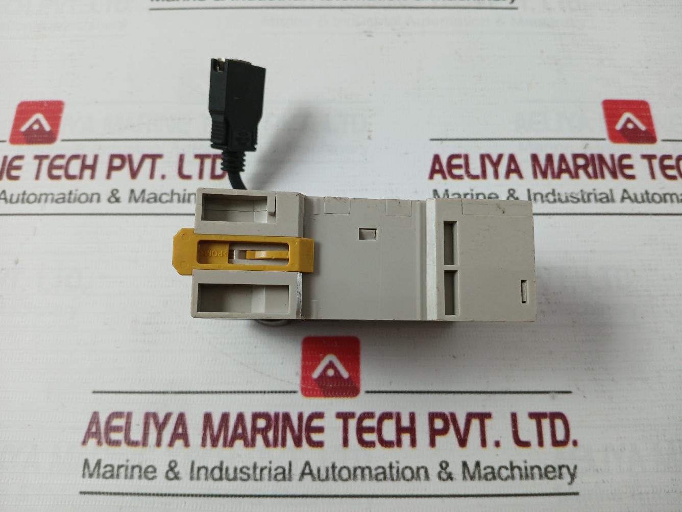 Omron Cpm2C-cif01-v1 Interface Unit
