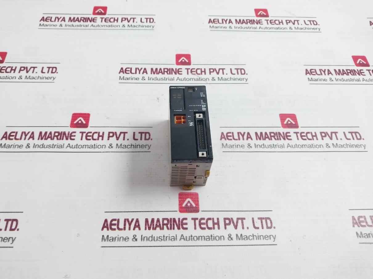 Omron Cpm2C-s110C Plc Programmable Controller 24V Dc 5W 0.3A Max/P 1.2A Max/C