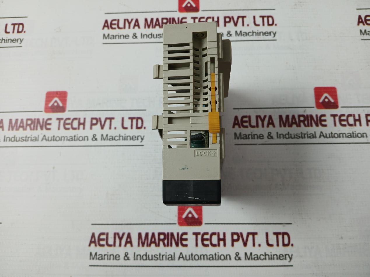 Omron Cqm1-ad041 Input Module 4 Point