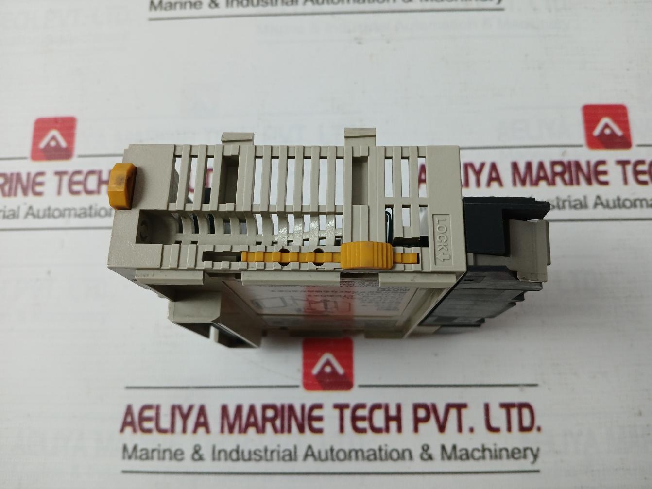 Omron Cqm1-ad041 Input Module 4 Point