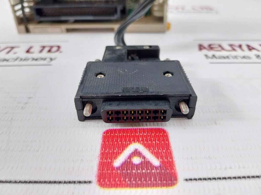 Omron Cqm1-da021 Analog Output Module 20Ma