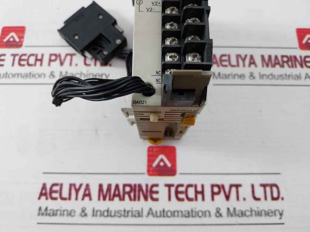 Omron Cqm1-da021 Analog Output Module 20Ma