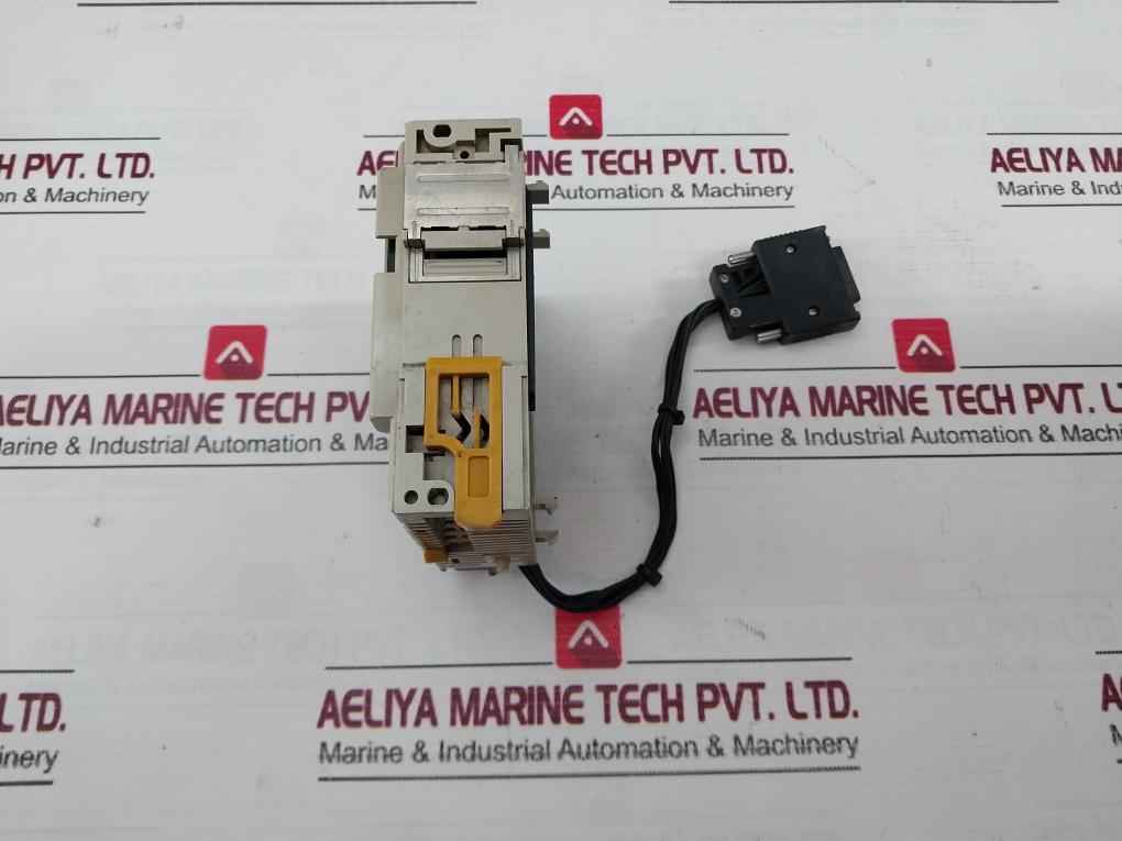 Omron Cqm1-da021 Analog Output Module (D/A Unit) 0-20Ma