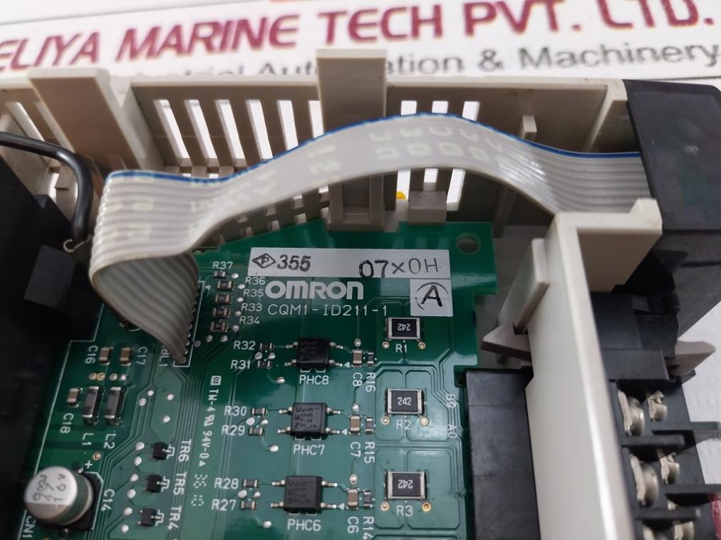 Omron Cqm1-id211 8 Point Input Unit 12-24V Dc 5-10Ma 94V-0