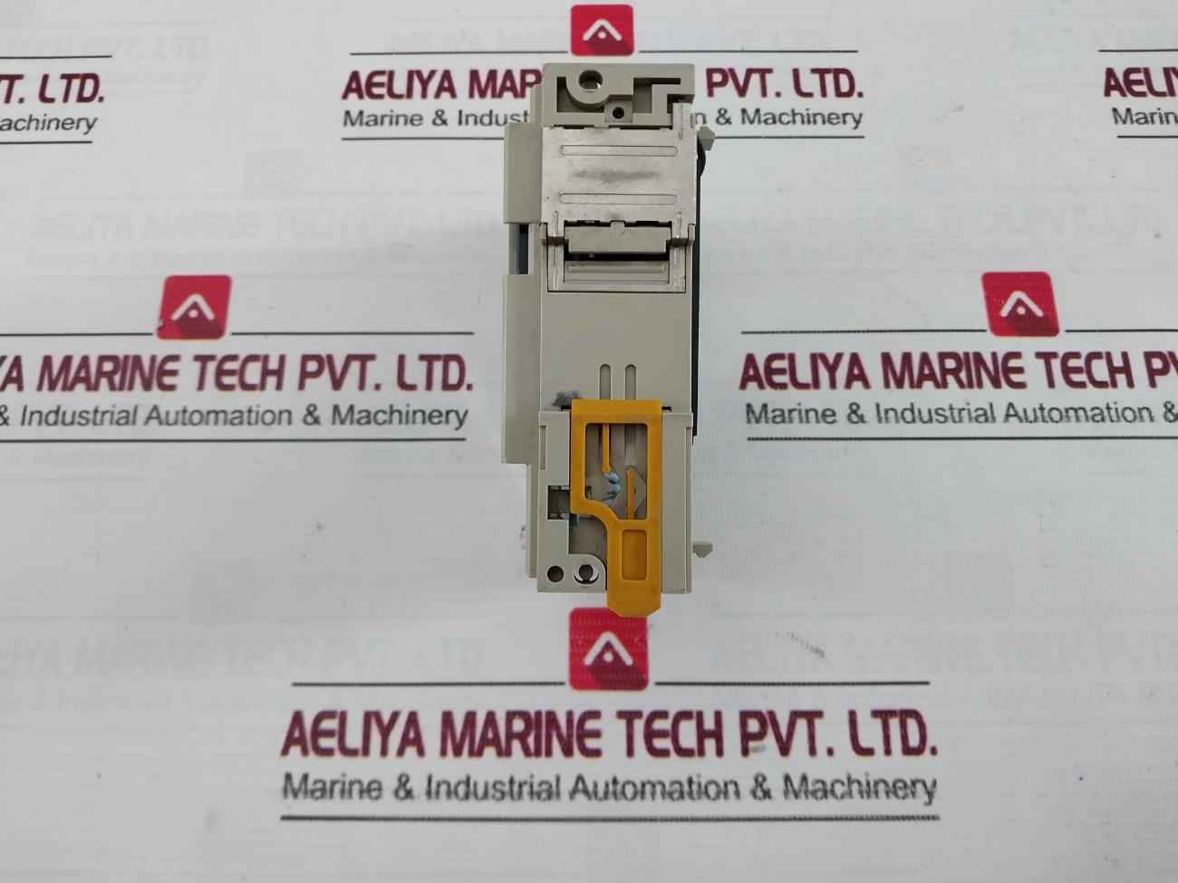 Omron Cqm1-id212 16-point Input Unit 24Vdc 6Ma