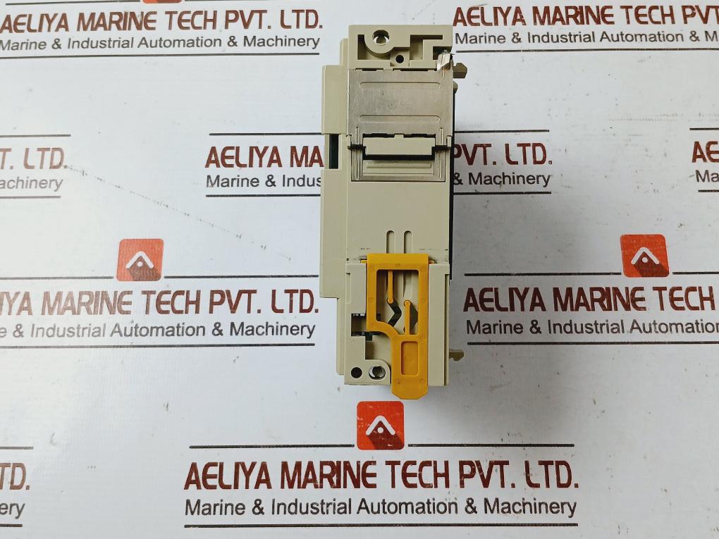 Omron Cqm1-id212 16-points Input Module 6Ma 24Vdc