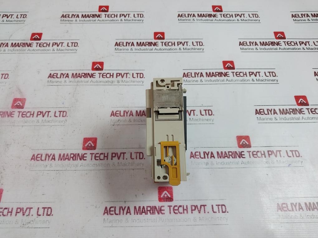 Omron Cqm1-id212 16-points Input Unit Dc24V 5-10Ma