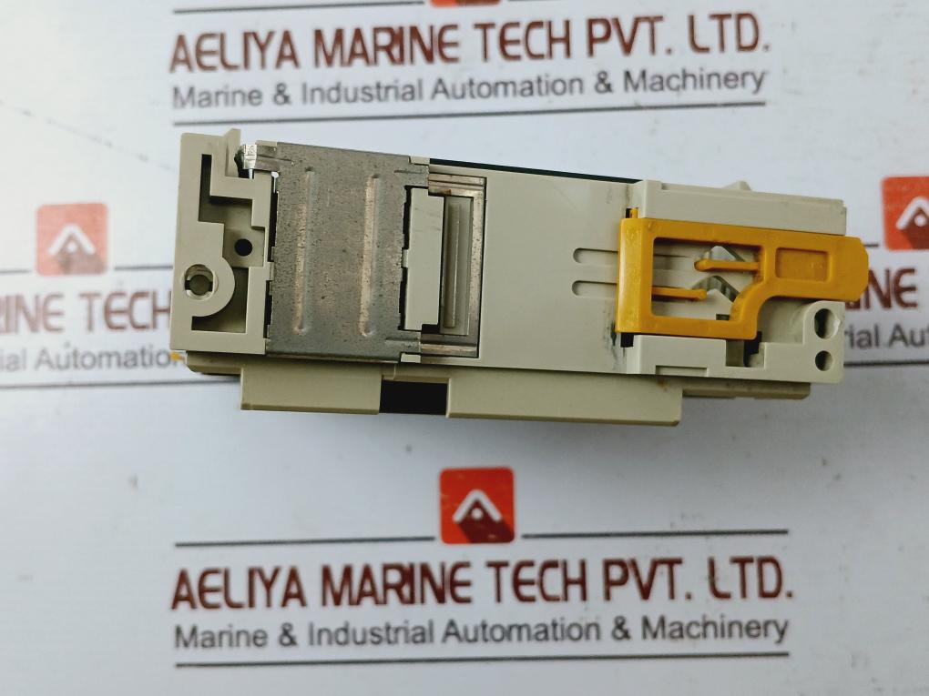 Omron Cqm1-id212 16 Points Digital Input Module 24Vdc 6Ma