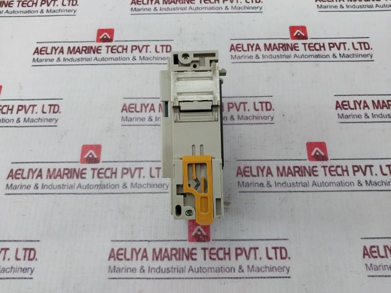 Omron Cqm1-id212 16 Points Digital Input Unit 24Vdc 6Ma