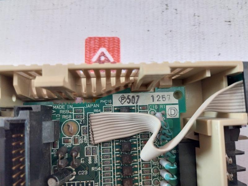 Omron Cqm1-id212 Digital Input Module 24Vdc 6Ma 16 Points 05701002