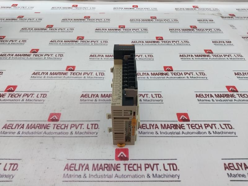 Omron Cqm1-id212 Digital Input Unit 24Vdc 6Ma 16 Point