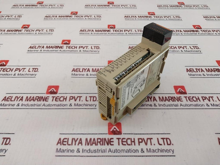 Omron Cqm1-id212 Input Module 05701002 24V Dc 6Ma 16Pts