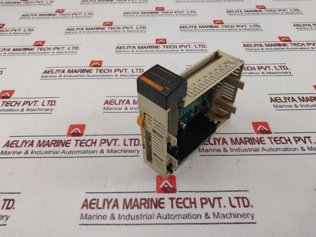 Omron Cqm1-id212 Input Module 05701002 24V Dc 6Ma 16Pts
