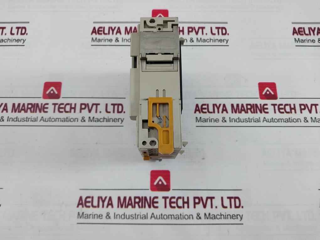 Omron Cqm1-id212 Input Unit 24Vdc 6Ma 16Point