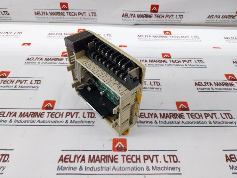 Omron Cqm1-id212 Input Unit Module 16 Points 24V Dc 6Ma 05701002