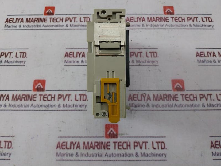 Omron Cqm1-id212 Input Unit Module 24V Dc 16 Points