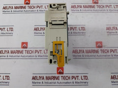 Omron Cqm1-id212 Input Unit Module 24Vdc 6Ma 16 Points Id212