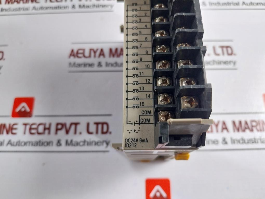 Omron CQM1-ID212 Input Unit Module 24VDC 16 Points DIN Rail Mounting